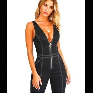 Tiger Mist Jumpsuit. Size: Small. Excellent condition 🖤